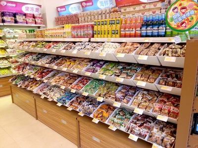 小零食大產業(yè) 休閑食品市場規(guī)模近萬億元，食品互聯(lián)網(wǎng)銷售成為增長引擎
